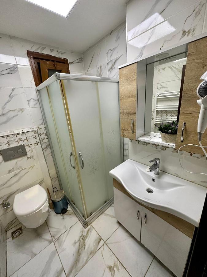Camellia Hostel Provincia di Provincia di Istanbul Esterno foto